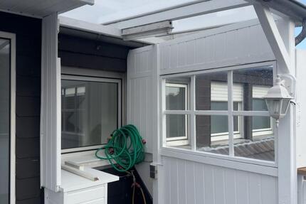 2-Zimmer Dachgeschoßwohnung mit Balkon in Niederkassel-Mondorf 2 zimmer