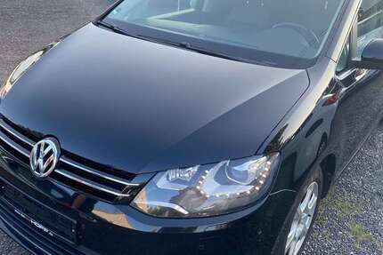 VW Sharan