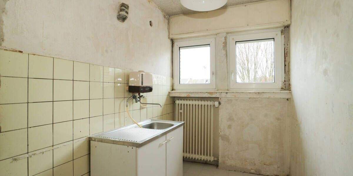 Mehrfamilienhaus, Wohnhaus Dormagen / Stürzelberg Stürzelberg - 6 Zimmer, 119 m&sup2;, 320.000&euro; | Angebot:25228971