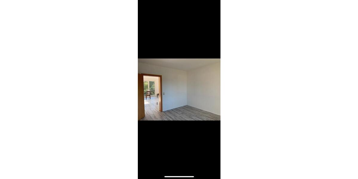 Etagenwohnung Hilden Kalstert - 3 Zimmer, 85 m&sup2;, 880&euro; | Angebot:25723622