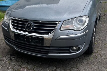 VW Touran 294.000 km 3.300 € Erftstadt 50374