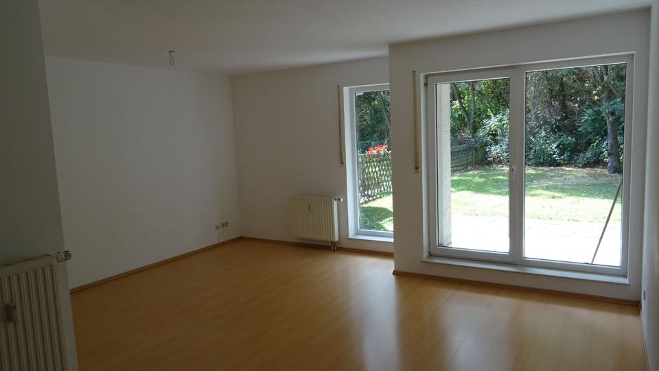 Gepfl. 2-Zi.-Terrassenwhg + Stellpl., gute Lage, in Troisd.-Spich 2 zimmer