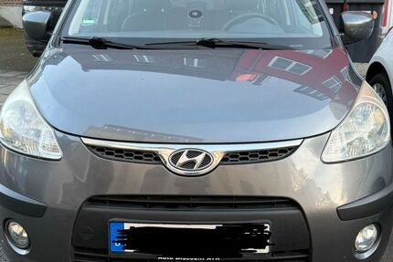 Hyundai i10 120.000 km 1.999 &euro; Köln 50933