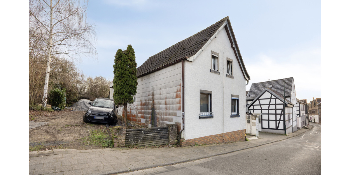 Mit 3D: Historisches Fachwerkhaus nahe der Horremer Innenstadt in ruhiger Lage mit Einliegerwohnung 6 zimmer
