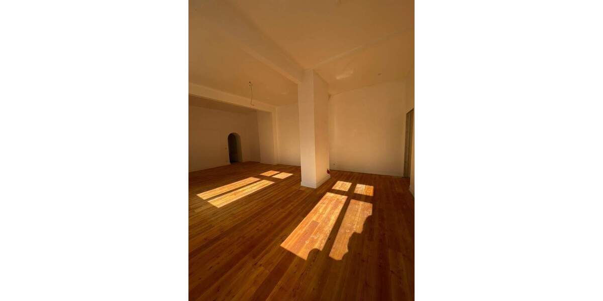 Gewerbeobjekt Düsseldorf Flingern Nord - 3 Zimmer, 176 m&sup2;, 1.250&euro; | Angebot:26411028