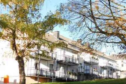 Kleine 3-Zi.-Whg. mit sonnigem Balkon in Ronsdorf- auf Wunsch ab sofort frei zimmer