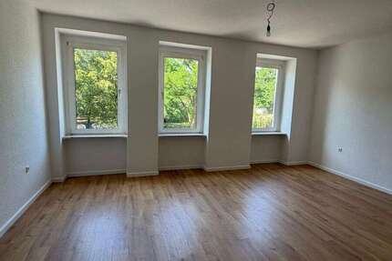 Haus Köln Kalk - 8 Zimmer, 220 m&sup2;, 538.000&euro; | Angebot:27733232