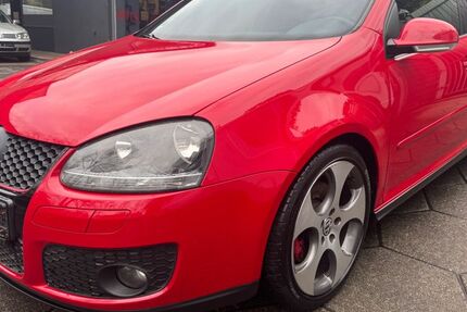 VW Golf 200.000 km 4.950 &euro; Köln 51107