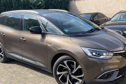 Renault Scenic 121.444 km 13.000 &euro; Solingen 42719