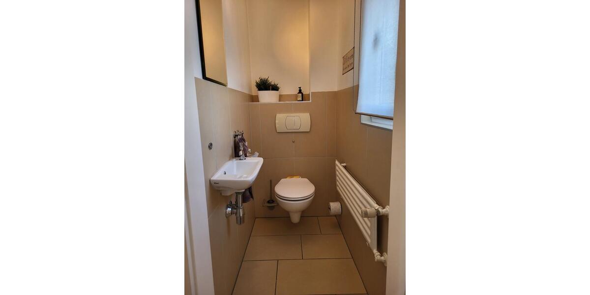 Freist. EFH + Garage +gr. Garten im Herzen v. Rheidt bezugsbereit 4.5 zimmer