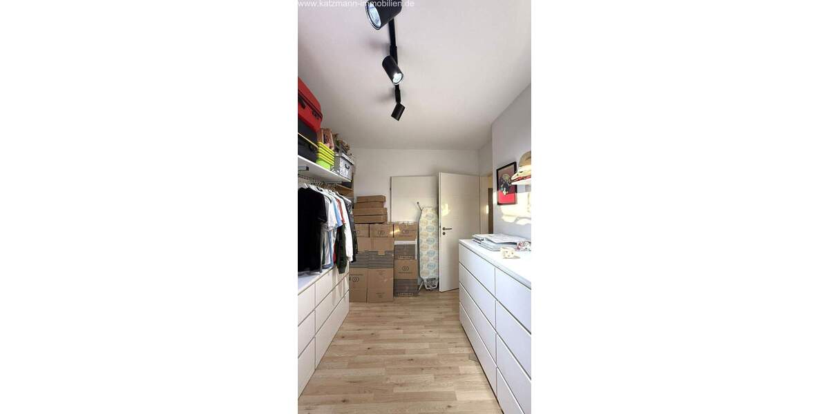 Etagenwohnung Bergheim Zieverich - 4 Zimmer, 101 m&sup2;, 173.000&euro; | Angebot:25611384