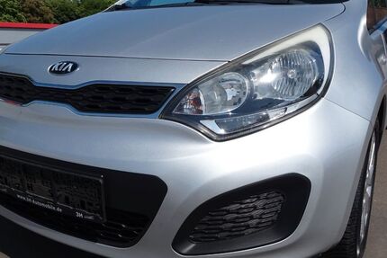 Kia Rio 109.000 km 5.790 € Solingen 42719