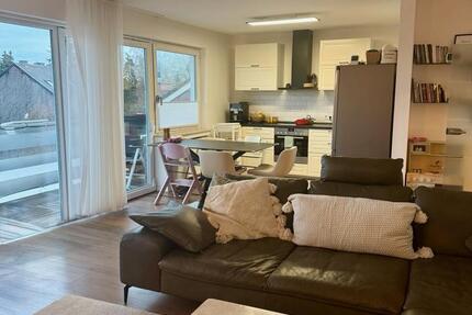 Moderne 3,5-Zimmer-Dachgeschosswohnung mit Balkon in Neuss 3 zimmer