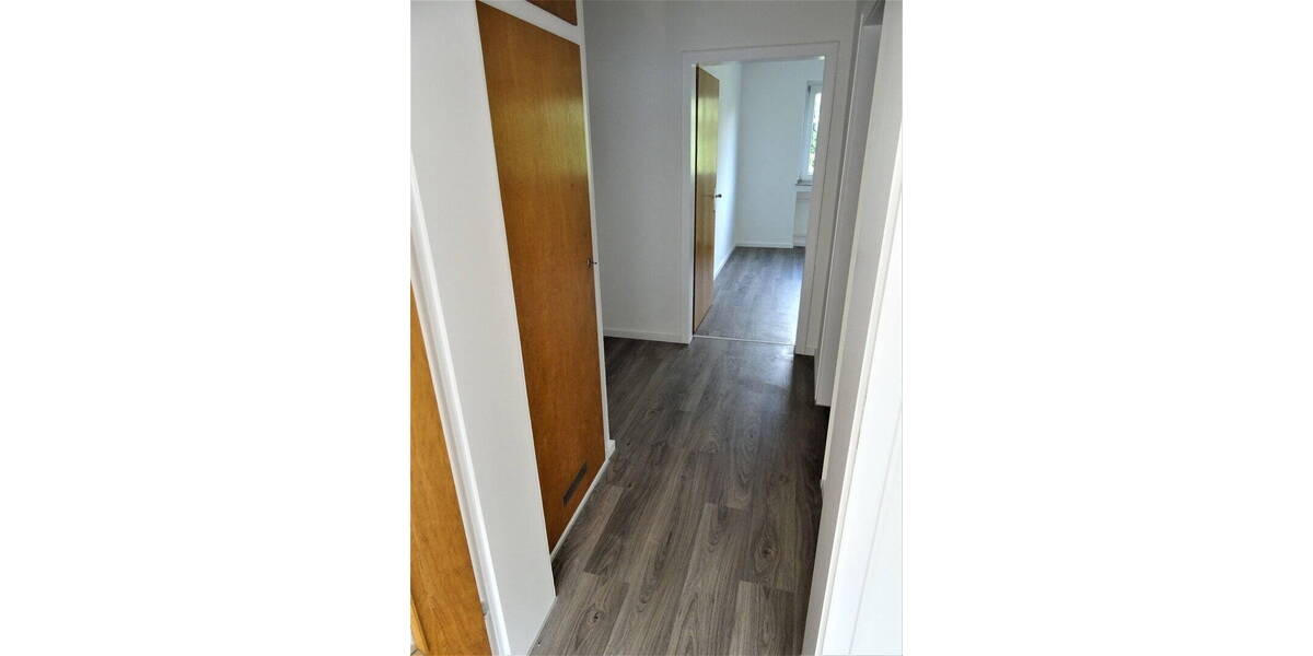 Etagenwohnung Leverkusen Wiesdorf - 3 Zimmer, 76 m&sup2;, 880&euro; | Angebot:26197814
