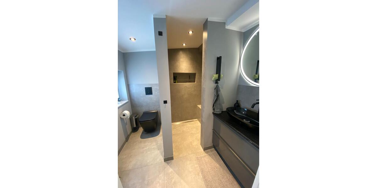 Moderne Doppelhaushälfte Baujahr 2022 in Rheinnähe 4 zimmer