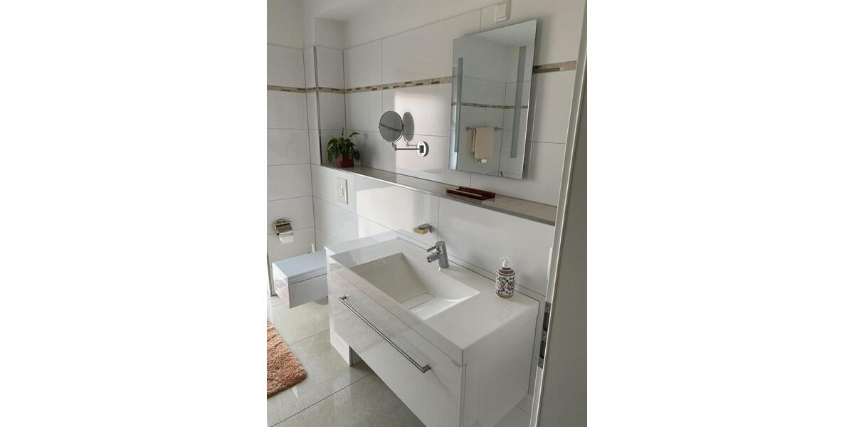 Etagenwohnung Bergisch Gladbach Frankenforst - 3 Zimmer, 103 m&sup2;, 1.450&euro; | Angebot:25712267