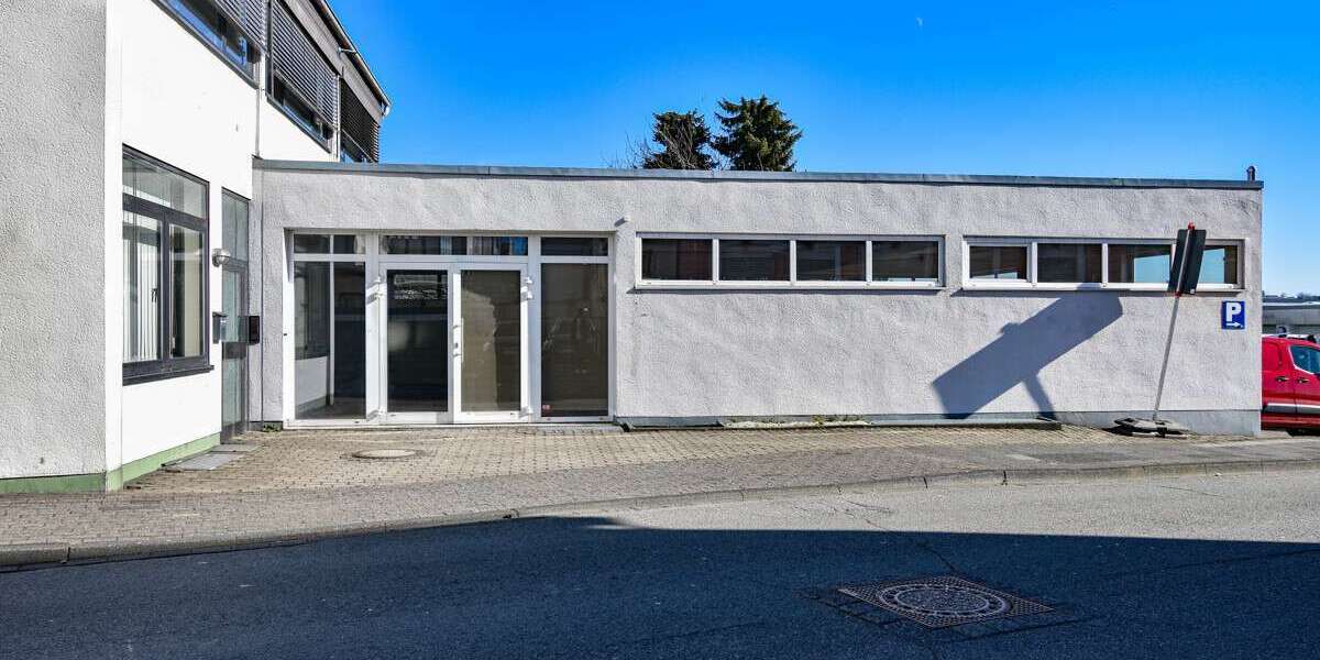 Einzelhandel in Solingen 2.293 € 176 m² zimmer