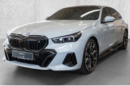 BMW i5 7.500 km 66.290 &euro; Leverkusen 51371