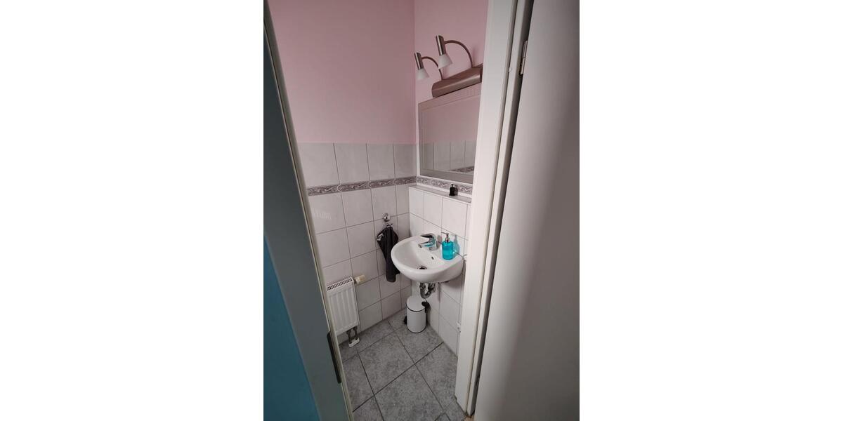 Reihenhaus Frechen - 4 Zimmer, 120 m&sup2;, 2.000&euro; | Angebot:26135309