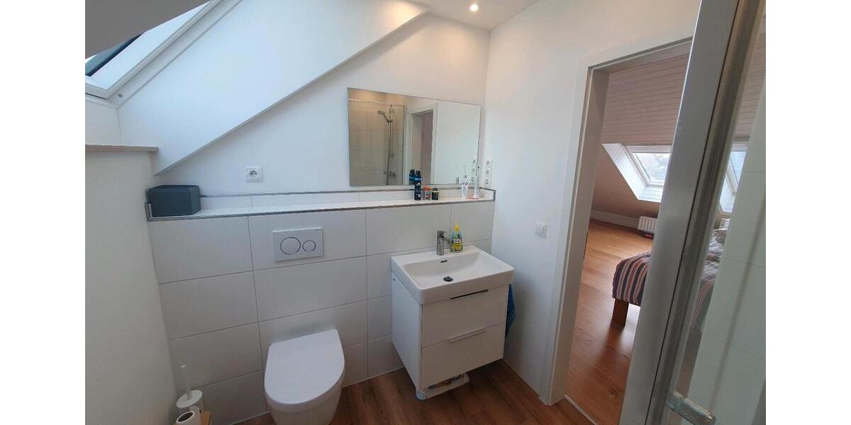 Familienfreundliches möbliertes Haus zur Zwischenmiete in Köln 5 zimmer