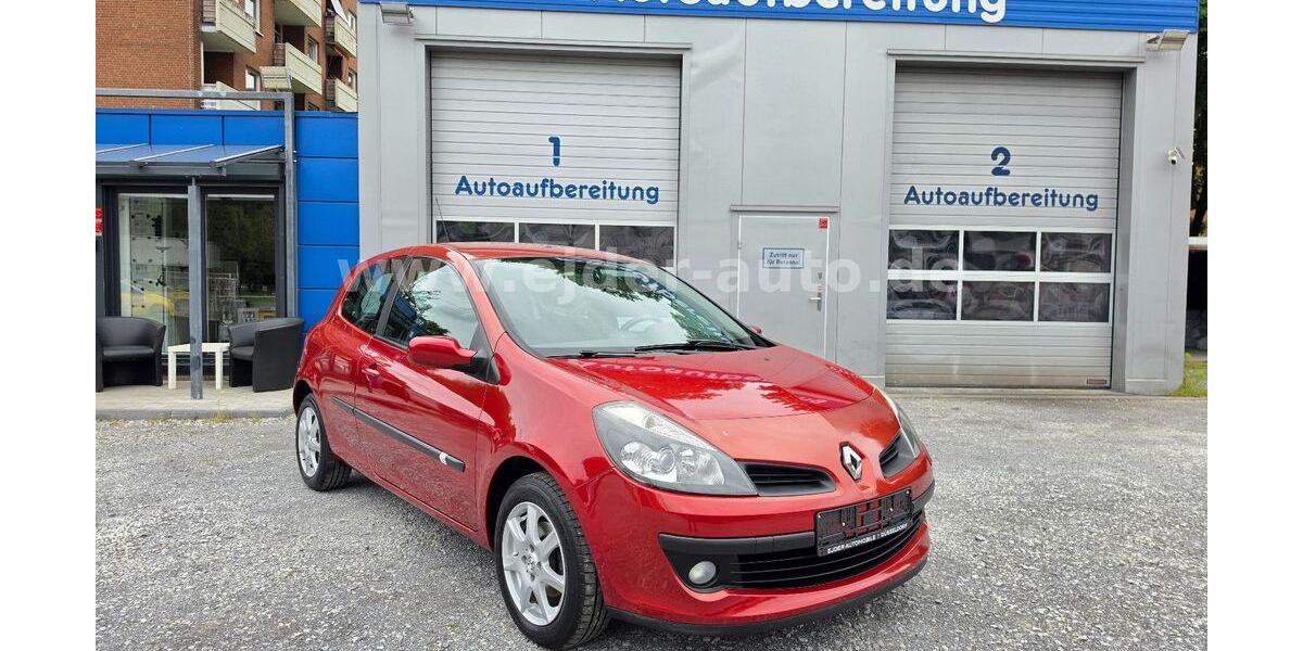 Renault Clio 215.682 km 2.750 &euro; Düsseldorf 40589