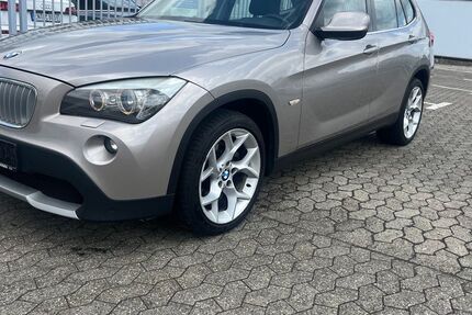 BMW X1 260.033 km 5.996 &euro; DÜSSELDORF 40627