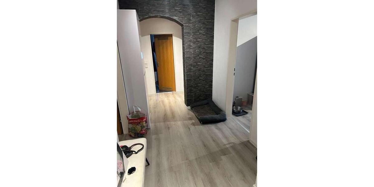 Etagenwohnung Wermelskirchen - 3 Zimmer, 79 m&sup2;, 240.000&euro; | Angebot:25611399