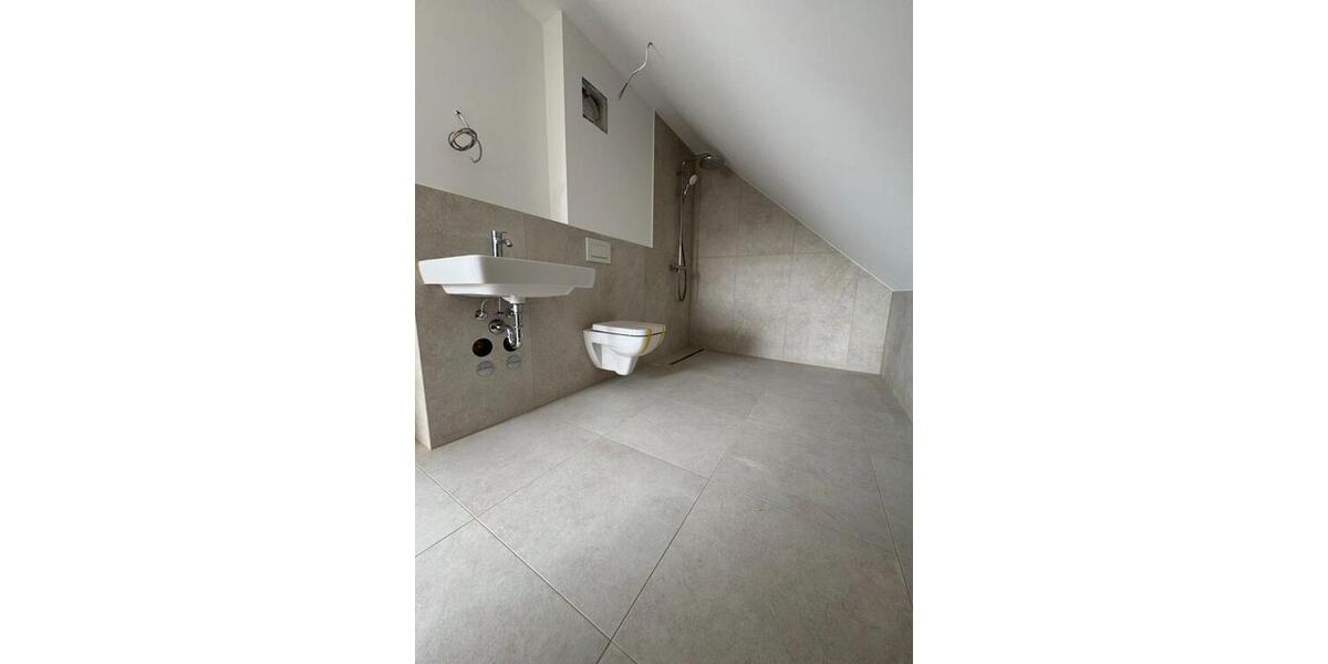 Erstbezug großzügige Maisonette in Rösrath TOP Anbindung Nahe Autobahn - Maisonettenwohnung Rösrath | Angebot:27085335