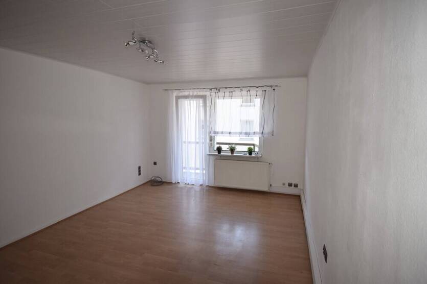 Drei Eigentumswohnungen in guter Lage in Lennep im Paket zu kaufen. 4 zimmer