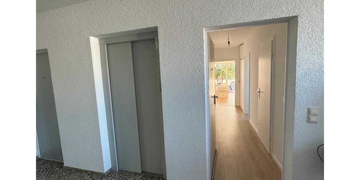 Helle freundliche 1,5 Zi. Mietwohnung im Büttgener Zentrum 1.5 zimmer