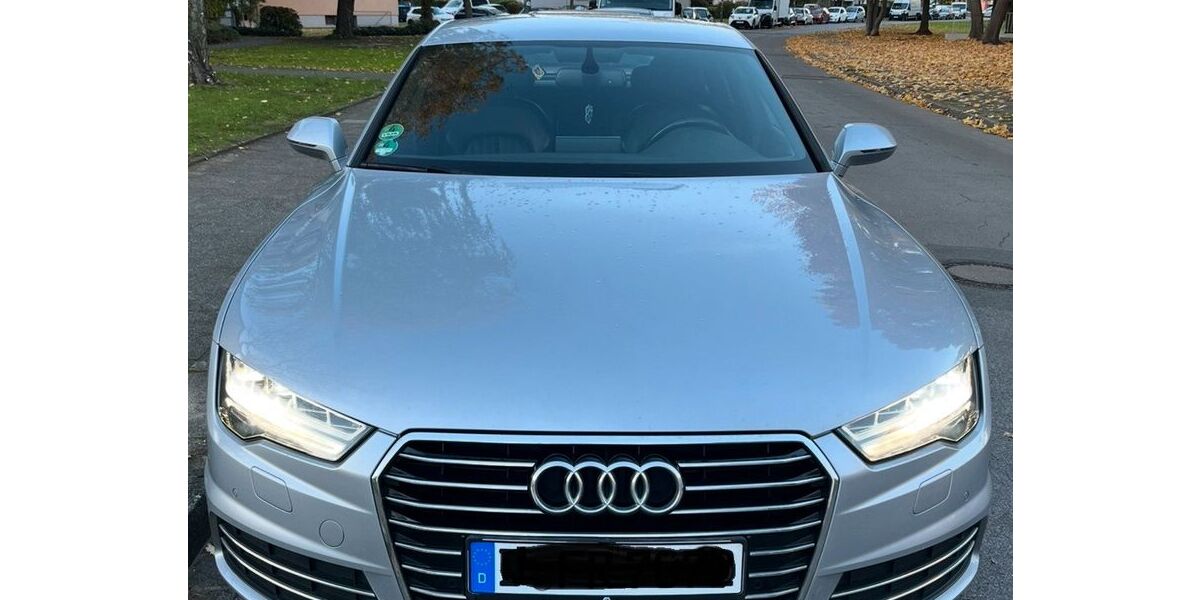 Audi A7 176.000 km 20.500 € Düsseldorf 40231