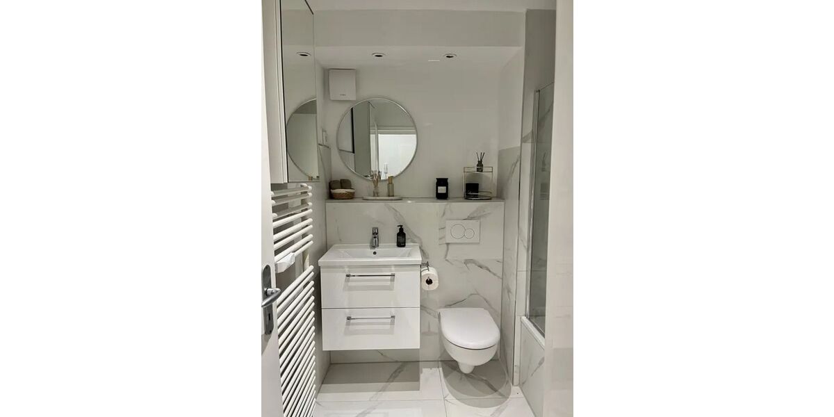 Helle 2-Zimmer-Wohnung (66 m²) in Köln-Bayenthal - 1. OG 2 zimmer