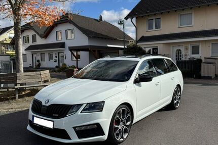 Skoda Octavia 195.000 km 15.300 &euro; Niederkassel 53859