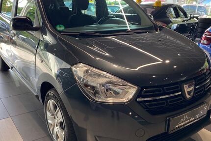 Dacia Lodgy 99.800 km 9.650 € Köln 51103