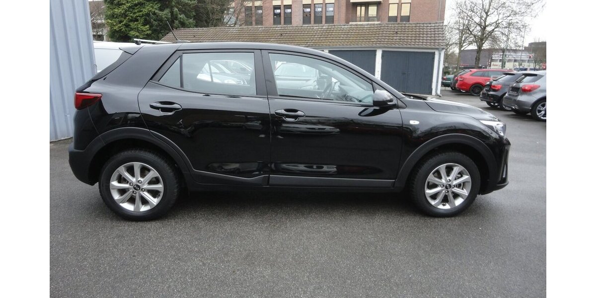 Kia Stonic 1,2 Edition7- Klima SHZ PDC Alu 33Tk,1 Hd 33.000 km 12.999 &euro; Neuss 41462