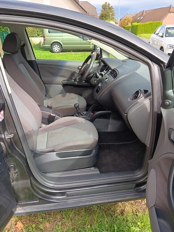 Seat Altea 198.000 km 2.500 € Erftstadt 50374