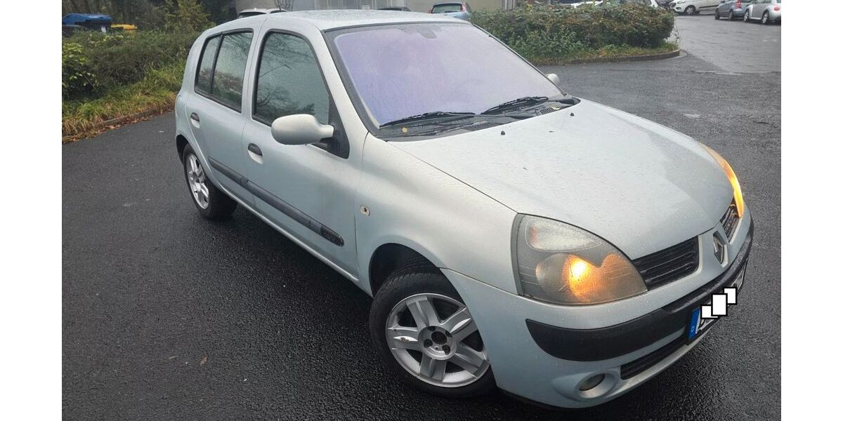 Renault Clio 141.000 km 1.150 &euro; Düsseldorf 40599