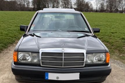 Mercedes-Benz 190 282.000 km 6.690 &euro; Leichlingen 42799