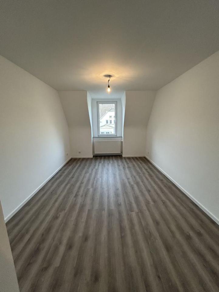 Erstbezug nach Sanierung - 1,5 Zimmer Wohnung Düsseldorf-Flingern zimmer