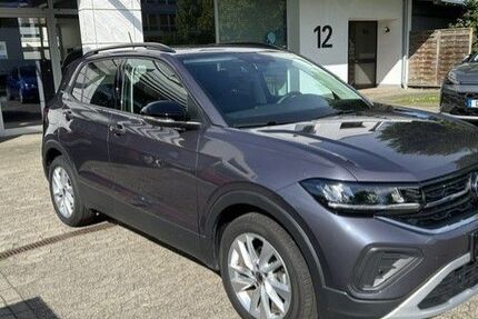 VW T-Cross 16.964 km 26.650 &euro; Düsseldorf 40472