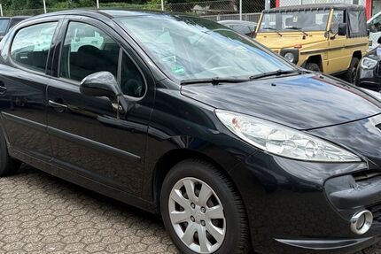 Peugeot 207 172.354 km 1.950 &euro; Köln 50739