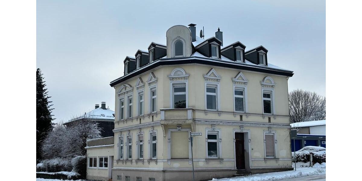 2-Zimmer DG-Wohnung in Jugendstilvilla zentral in Wermelskirchen 2 zimmer