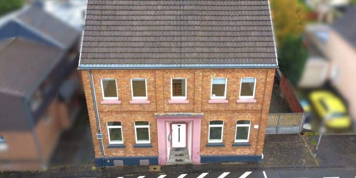 Büro-Wohnhaus inkl. Anbau u. großen Innenhof zu verkaufen 1 zimmer