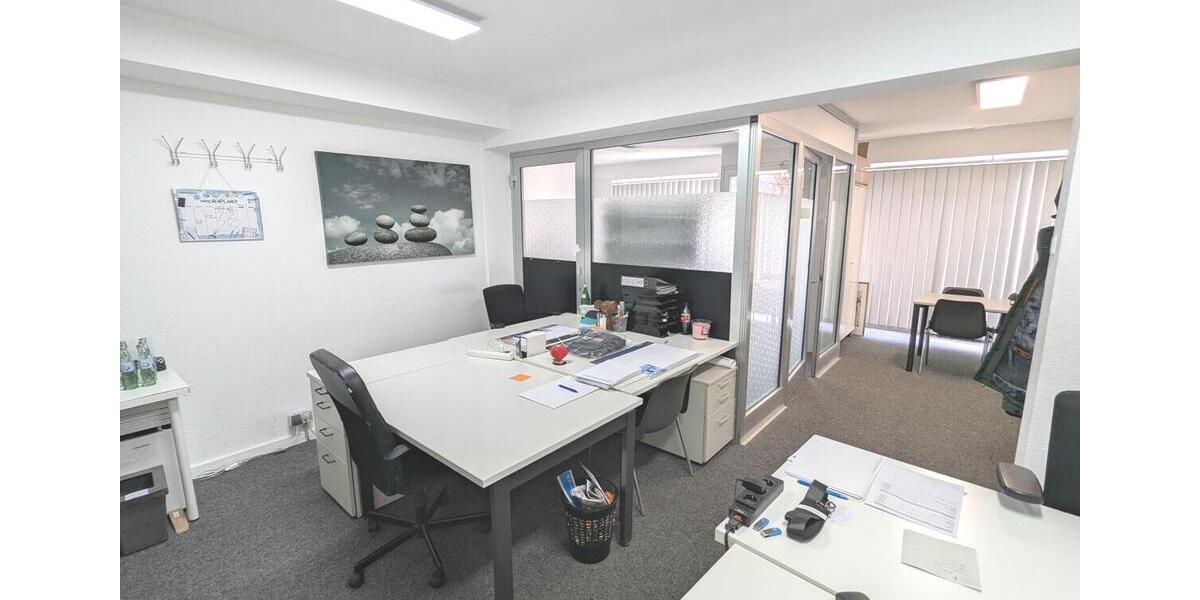 Ob Büro, Agentur oder Handel: Gewerbefläche in Grevenbroich zu vermieten zimmer