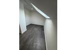 Dachgeschoßwohnung Neuss - 2 Zimmer, 65 m&sup2;, 760&euro; | Angebot:25391577