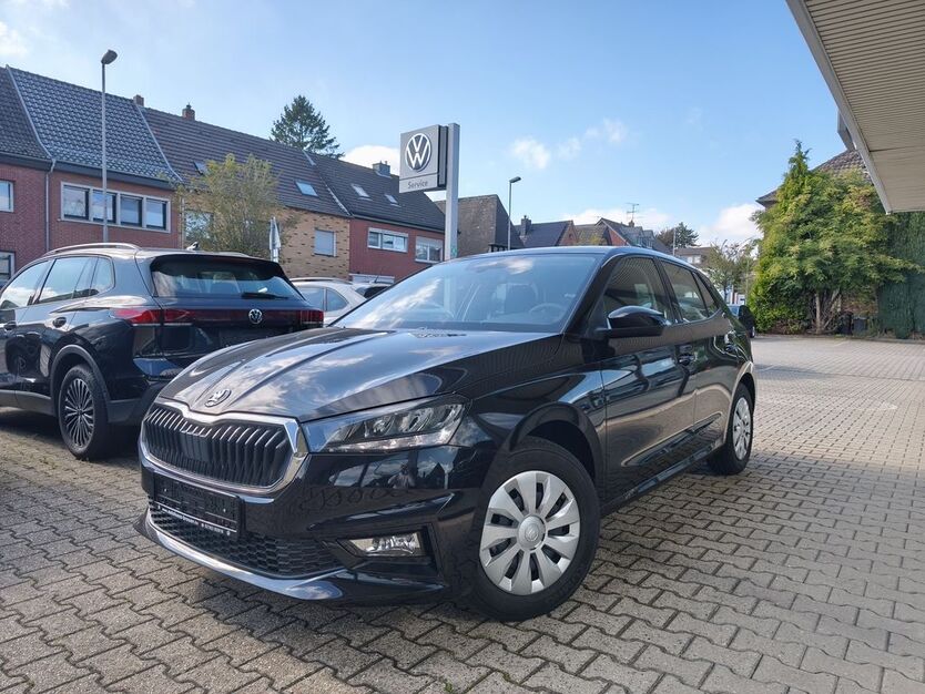 Skoda Fabia 4.200 km 17.190 € Grevenbroich 41516