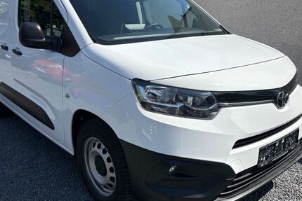 Toyota Proace City 57.100 km 13.900 &euro; Bergisch Gladbach 51469