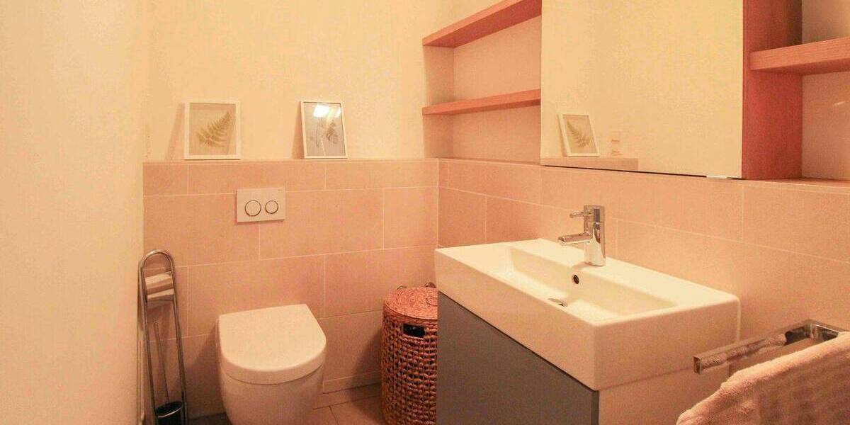 Etagenwohnung Düsseldorf Pempelfort - 2 Zimmer, 90 m&sup2;, 645.000&euro; | Angebot:26359394