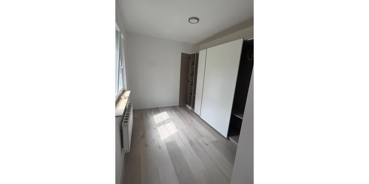 Neuwertiges Mehrgenerationenhaus 7 zimmer