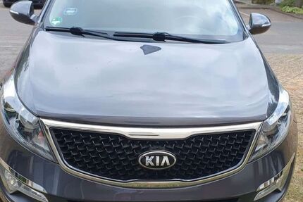 Kia Sportage 99.000 km 9.300 &euro; Köln 50735